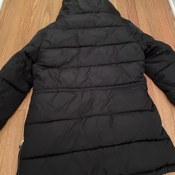 J Crew Black Puffer Coat EUC fleece hood - Picture 3 of 6
